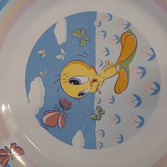 Gibson Looney Tunes tweety bird plates, bowls, and mugs - Picture 3 of 8